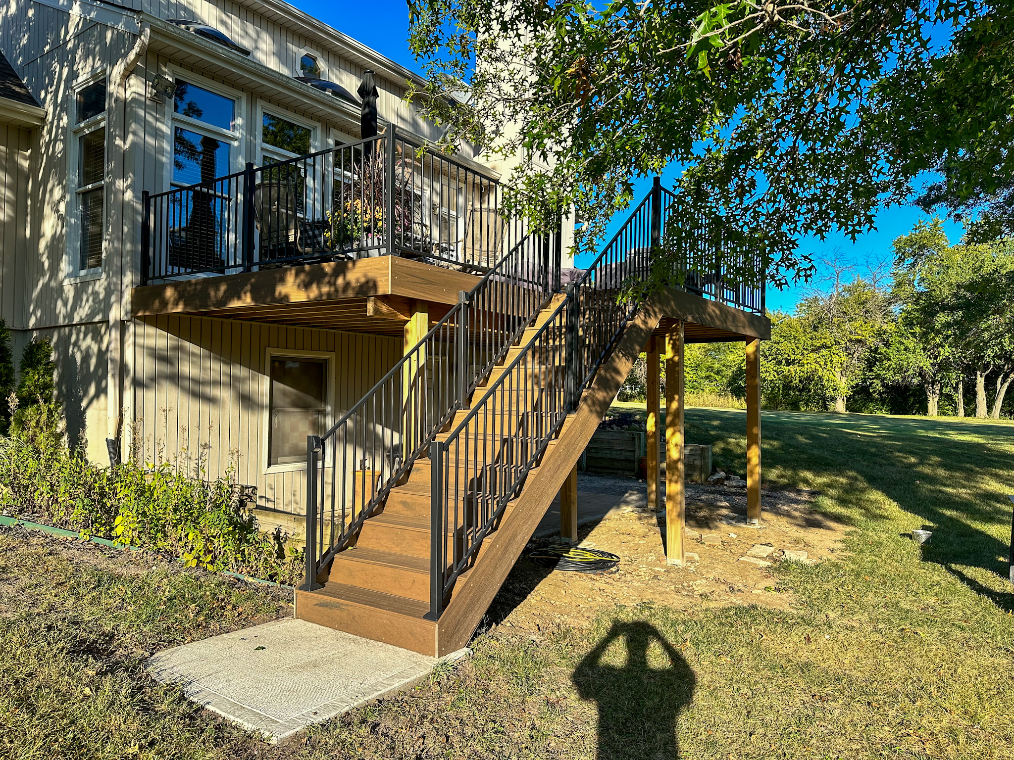 Wood Deck with Aluminum Railing